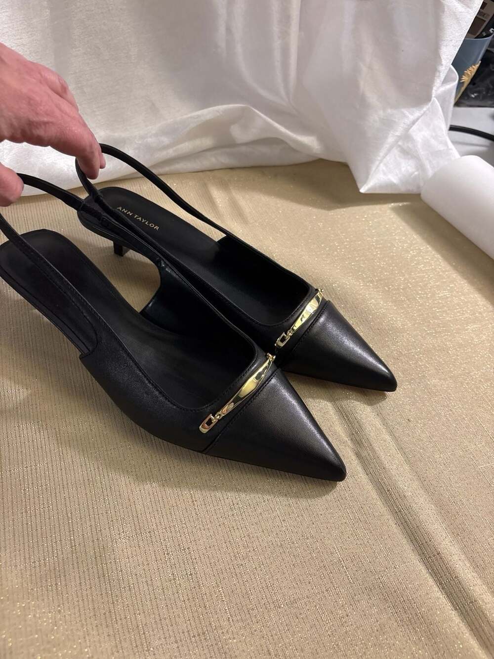 Ann Taylor Slingback Heels Black Gold Buckle Kitten